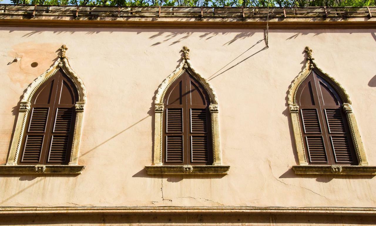Leoncino Suite Verona Buitenkant foto